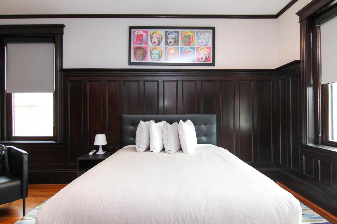 A Stylish Stay W/ A Queen Bed, Heated Floors.. #37 Brookline Luaran gambar